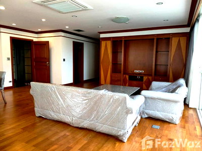 คอนโดให้เช่า : คอนโดให้เช่า 3 ห้องนอน ในโครงการ 3 bedroom apartment for rent close to Chong Nonsi BTS station [ABKK28213] 1081540