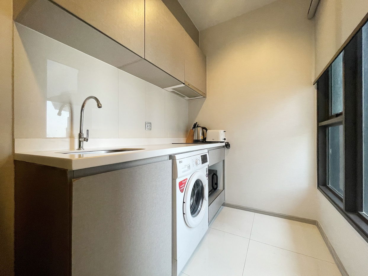 รูป Life Asoke Rama 9 2BR Condominium for Sale - รูปที่ 6/11