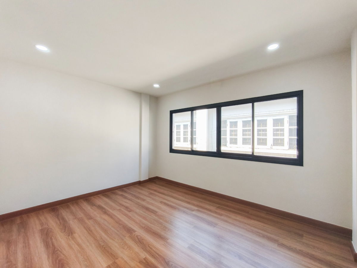 รูป CS162  "🏡 นันทนาการ์เด้น รังสิต – รีโนเวทใหม่ทั้งหลัง หน้าบ้านไม่ชนใคร ทาวน์โฮม 2 ชั้นครึ่ง เล่นระดับ 5 ระดับ เพียง 2.09 ล้านบาท - รูปที่ 38/42