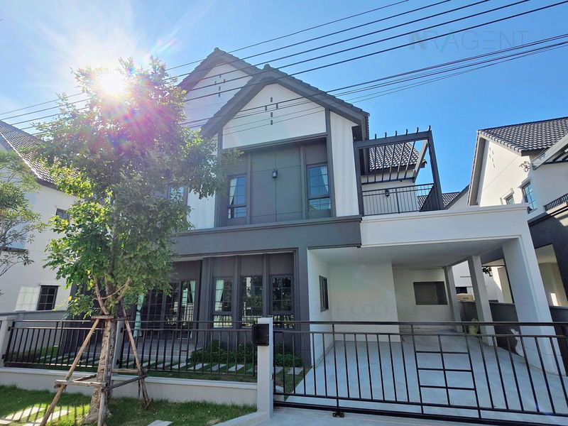 ขายบ้านเดี่ยว : 📌 ขายบ้านเดี่ยว โครงการ เซนโทร บางนา 2 ชั้น 4 ห้องนอน 4 ห้องน้ำ