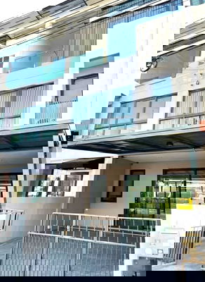 เช่าโฮมออฟฟิศ ม.ธุรกิจบัณฑิตย์ : [ให้เช่า] Home Office 3 ชั้น ทำเลธุรกิจ ติดศูนย์ราชการแจ้งวัฒนะ โครงการ Corazon ประชาชื่น