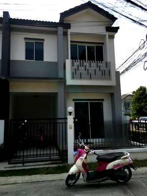 Townhouses for sale Bangkok : 📌 For Sell Town house LIO NOV DONMUEANG-JANGWATTANA 2-story 3 bedroom 2 bathroom