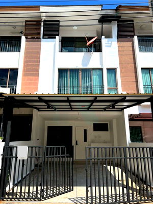 เช่าทาวน์โฮม ถนนสุขุมวิท : 📌 ให้เช่าทาวน์เฮาส์ 3 ชั้น เดอะ ไพรเวท สุขุมวิท - บางจาก 3 ห้องนอน 4 ห้องน้ำ