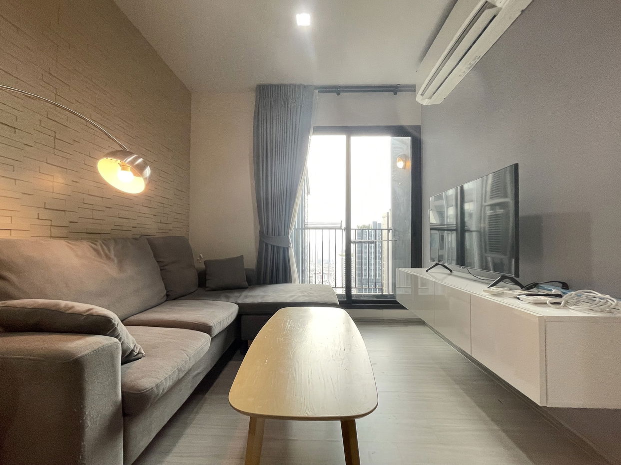 รูป Life Asoke Rama 9 2BR Condominium for Sale - รูปที่ 2/11