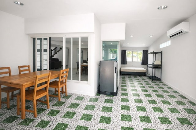 รูป ใกล้ MRT สัมมากร 1กม.ให้เช่าบ้านเดี่ยว 2 ชั้น หัวมุม 3-4นอน 3น้ำ รายล้อมโรงพยาบาลเกษมราษฏร์ ทะเลสาบ 65ตร.วา 265 ตร.ม. - รูปที่ 3/8