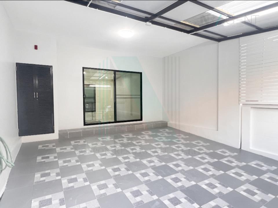 รูป 📌 ขายทาวน์เฮาส์ โครงการ ไอฟีล บางนา 2 ชั้น 3 ห้องนอน 2 ห้องน้ำ - รูปที่ 2/8