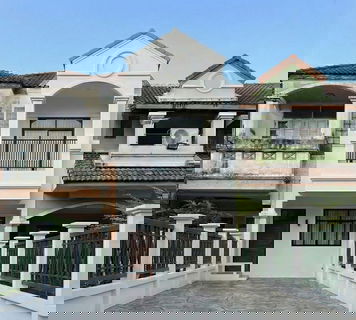 CS162  "🏡 นันทนาการ์เด้น รังสิต – รีโนเวทใหม่ทั้งหลัง หน้าบ้านไม่ชนใคร ทาวน์โฮม 2 ชั้นครึ่ง เล่นระดับ 5 ระดับ เพียง 2.09 ล้านบาท