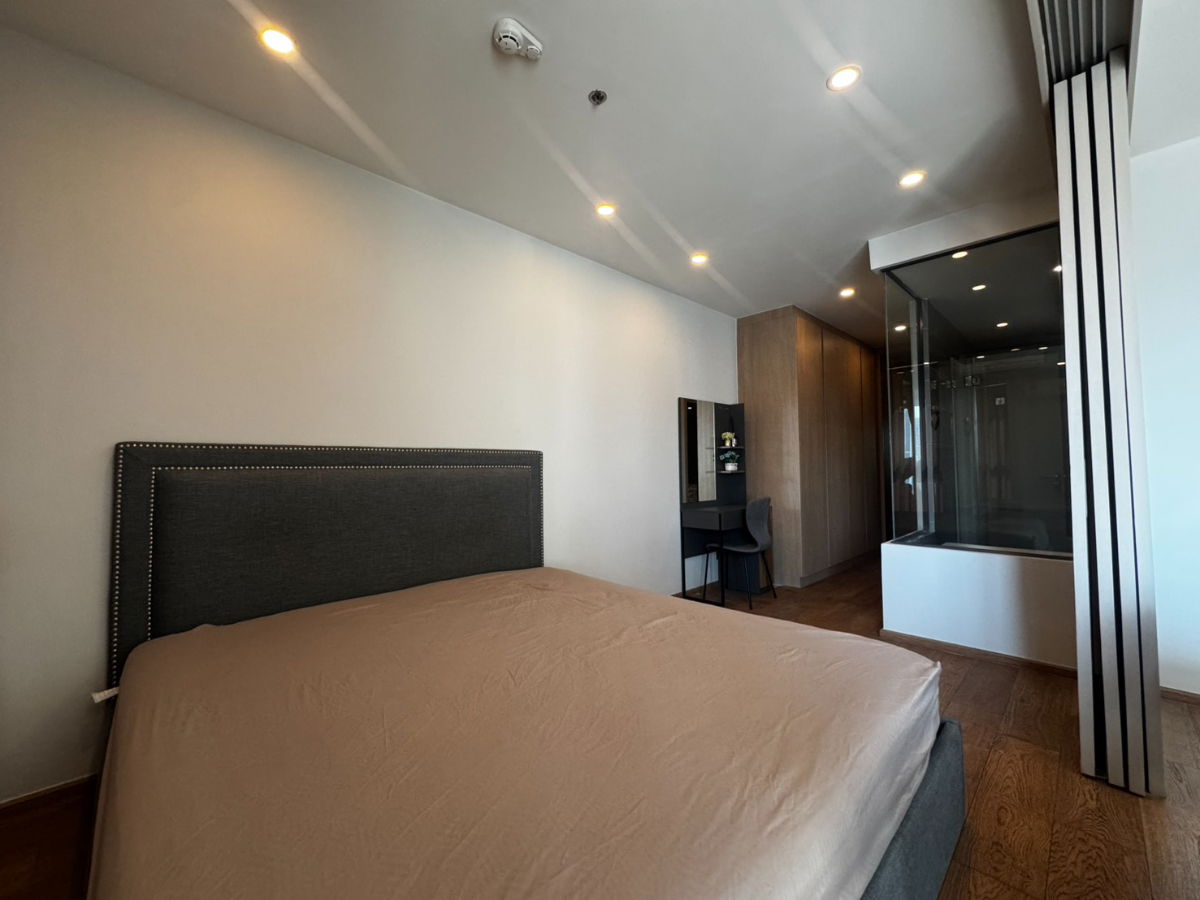 รูป ราคาถูกมาก !!! ให้เช่า IDEO Q CHIDLOM 1 ห้องนอน 1 ห้องน้ำ ห้องสวยมาก !!!!!! - รูปที่ 5/11