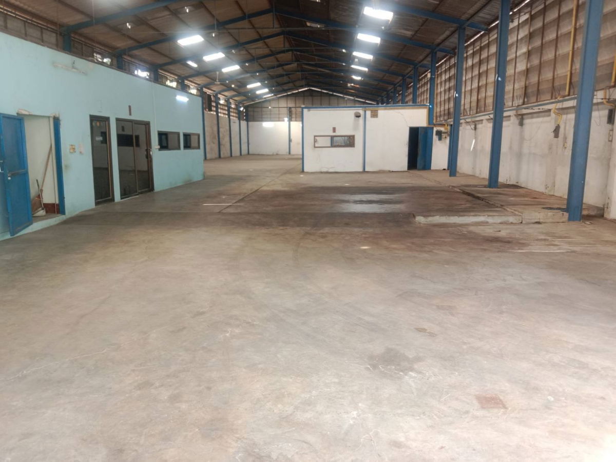 รูป โกดัง อ้อมใหญ่ พื้นที่สีม่วง มี รง.4 สำหรับโรงฉีดพลาสติก - รูปที่ 2/21