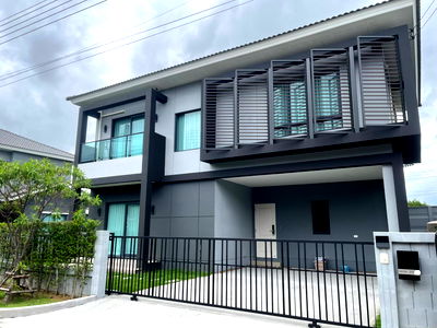 Houses for rent เทสโก้โลตัส บางพลี : Centro Bangna - Kingkaew Centro Bangna - Kingkaew