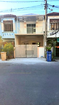 Townhouses for sale Nonthaburi : For Sale Townhouse/Townhome  , Baan Nunticha 2 , newly renovated , Sai Noi , Sai Noi , Nonthaburi , CX-141564 ✅ Live chat with us ADD LINE @connexproperty ✅