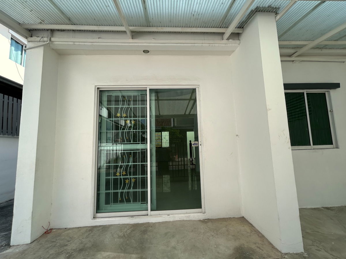 รูป <ขาย> Hot ทาวน์เฮ้าส์ 2ชั้น หลังริม Private ทำเลดี เดินทางสะดวกใกล้ถนนหลายเส้น - รูปที่ 5/8