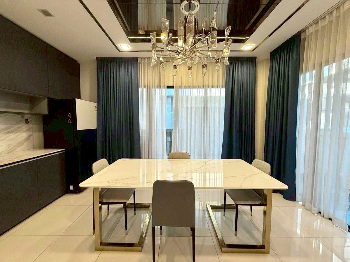 รูป [ให้เช่าบ้านเดี่ยว] 3 ห้องนอน + 1 ห้องทำงาน โครงการ บางกอก บูเลอวาร์ด พระราม 9📍ใกล้โรงเรียนนานาชาติ Brighton & Wellington/ สนามบินสุวรรณภูมิ - รูปที่ 4/18