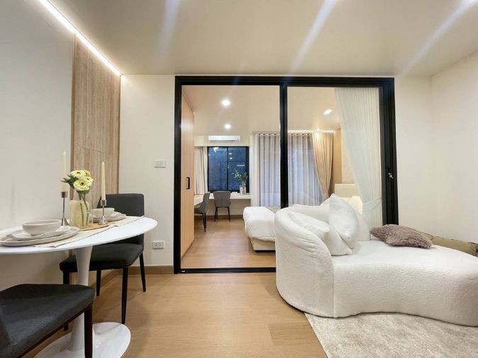 ขายคอนโดทำเลทองเซเว่นสตาร์คอนโดพร้อมเฟอร์ฯ ใกล้ มช.-นิมมาน , เมญ่า , ร.พ.สวนดอกแค่ หิ้วกระเป๋าเข้าอยู่ได้เลย  วิวดอยสุเทพแบบฉ่ำๆ