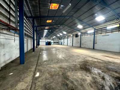 เช่าโรงงาน สามพราน นครปฐม : โกดัง อ้อมใหญ่ พื้นที่สีม่วง มี รง.4 สำหรับโรงฉีดพลาสติก