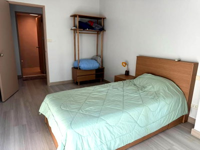 Condos for rent : Condo for Rent at Issara@42 Sukhumvit (F6902012)
