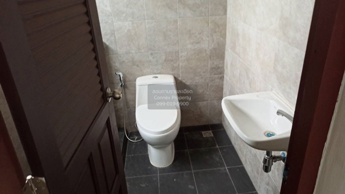 รูป เช่าทาวน์เฮ้าส์/ทาวน์โฮม  บ้านลีโอคลาสสิคเพลส คลองตันเหนือ เขต วัฒนา กรุงเทพ CX-145541 ✅ ทักไลน์ @connexproperty ตอบทันที ทีมงานมืออาชีพ ✅ - รูปที่ 12/12