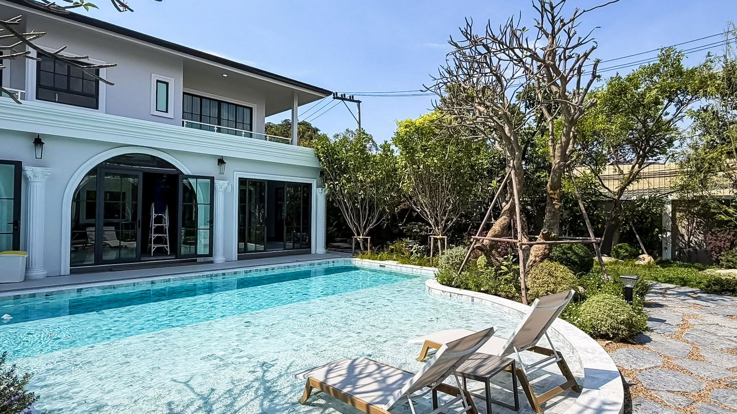 รูป Luxury Pool Villa for Sale in East Pattaya - รูปที่ 1/17