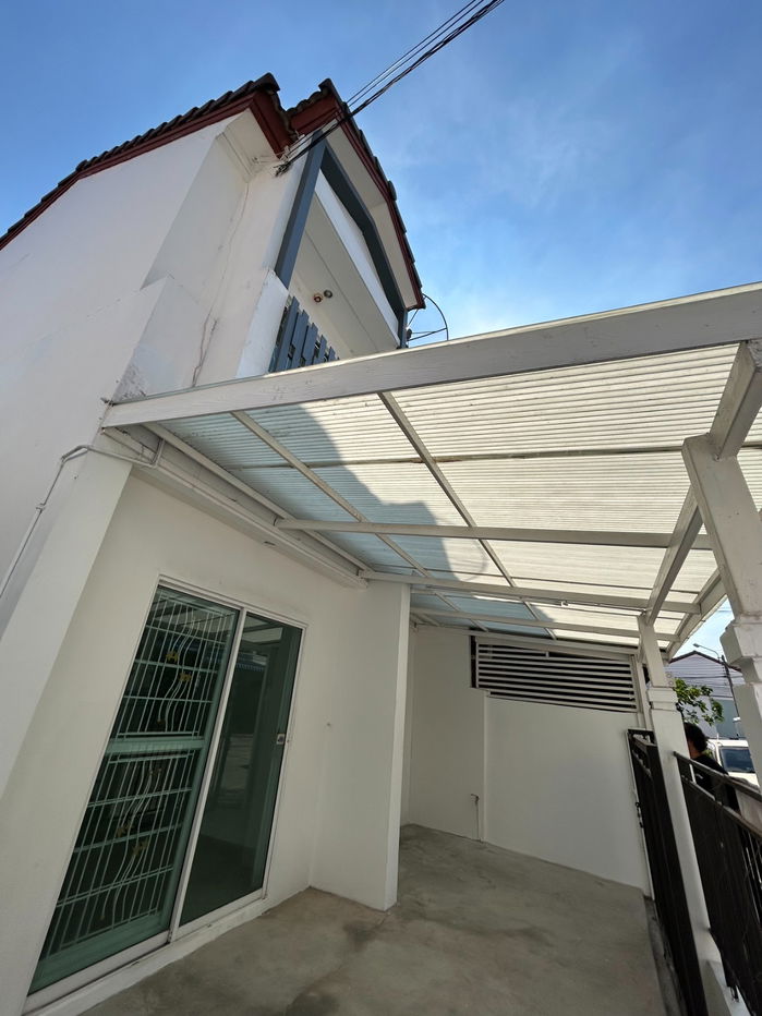 รูป <ขาย> Hot ทาวน์เฮ้าส์ 2ชั้น หลังริม Private ทำเลดี เดินทางสะดวกใกล้ถนนหลายเส้น - รูปที่ 6/8