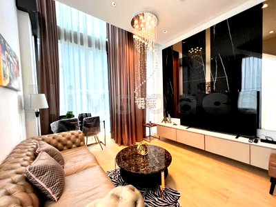 คอนโดให้เช่า : ▚ LG126ツ ให้เช่า: 28 Chidlom – 1 Bed Duplex 51 ตร.ม. 🏙️✨ ห้องสวยว่างพร้อมอยู่ เฟอร์ครบ ทำเลใจกลางเมืองสุดๆ!