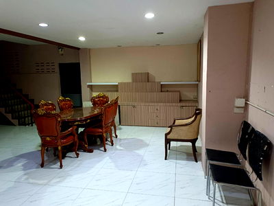 เช่าบ้านเดี่ยว ซอยปุณณวิถี (สุขุมวิท 101)  : ให้เช่า  โฮมออฟฟิส 4 ชั้น  ที่ ซอยปุณณวิถี 17, ใกล้สถานี BTS ปุณณวิถี