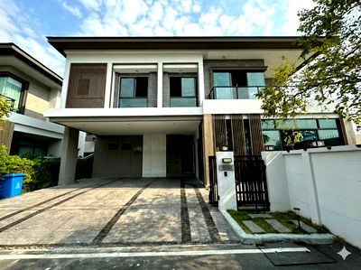 ขายบ้านเดี่ยว : ขายบ้านเดี่ยวหรู Bangkok Boulevard Bangna Km.5 ตกแต่ง Built-in ทั้งหลัง พร้อมเข้าอยู่ มูลค่าการตกแต่งกว่า 3 ล้านบาท!!