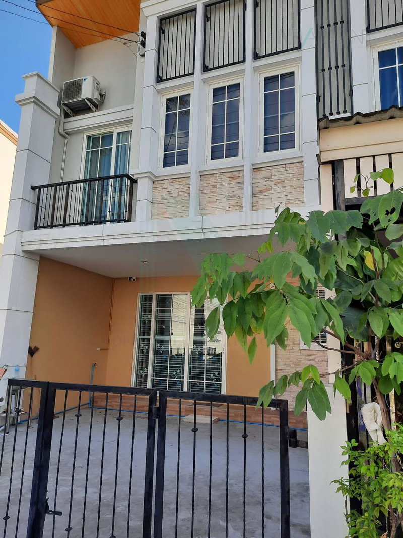 ขายทาวน์โฮม : 📌 ขายทาวน์เฮาส์ โครงการ โกลเด้น ทาวน์ ๒ สุขสวัสดิ์-พุทธบูชา 2 ชั้น 4 ห้องนอน 3 ห้องน้ำ