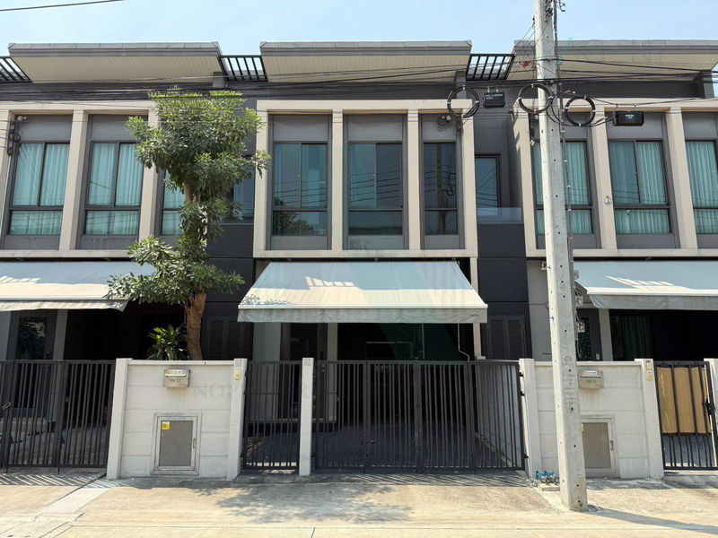 Townhouses for sale : 📌 For Sell Town house PLENO SUKHUMVIT-BANGNA 2-story 3 bedroom 2 bathroom