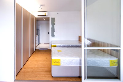 Condos for sale : Triple Y Residence【𝐒𝐄𝐋𝐋 & 𝐑𝐄𝐍𝐓】🔥Modern rooms with compact space design, perfect for urban living🔥 Contact Line ID: @hacondo