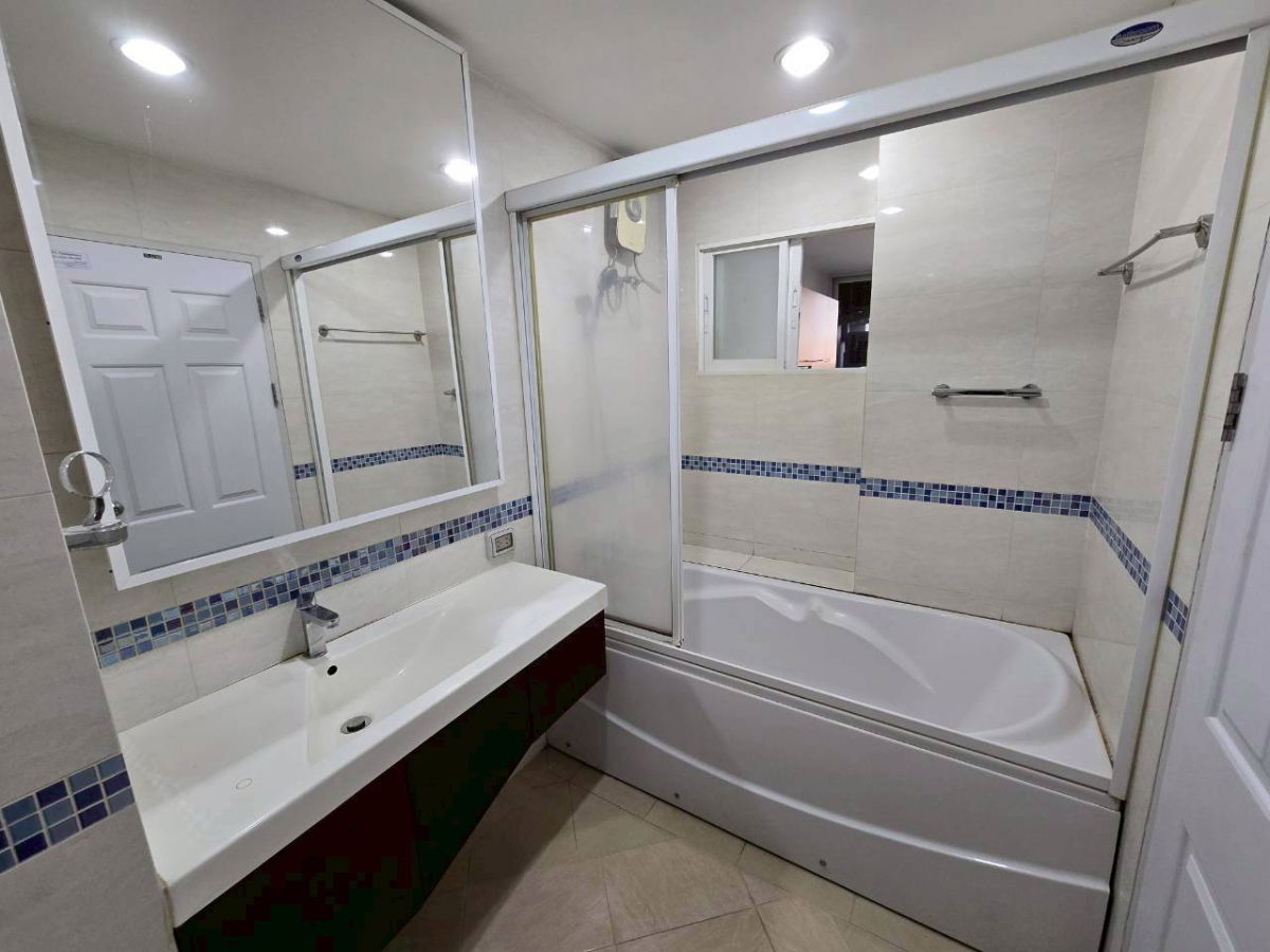 รูป ให้เช่าคอนโด ไลฟ์ แอท รัชดา - ห้วยขวาง  ห้องมุม ติดสวน  MRT-ห้วยขวาง ห้วยขวาง เขต ห้วยขวาง กรุงเทพ  - รูปที่ 23/26