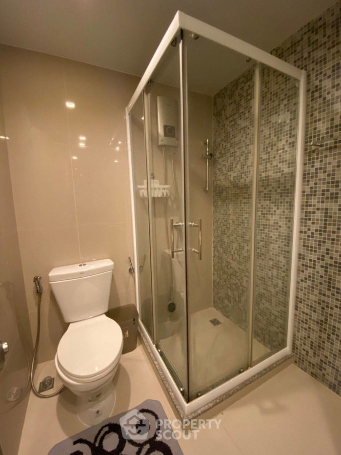 picture 1-BR Condo at We Condo Ekamai Ramindra in Tha Raeng (ID 59853) - 3/14