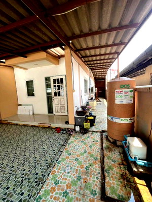 ทาวน์โฮม MRT ลาดพร้าว 83 : CS167 ด่วนขายทาวน์เฮ้าส์ 🏡 ลาดพร้าว 106 แยก 1 ราคาเพียง 3.9 ล้านบาท