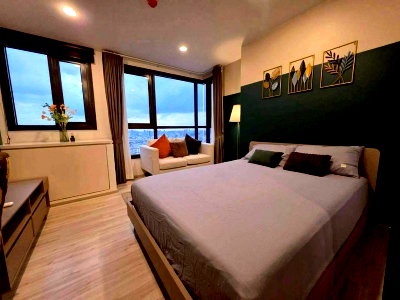 Condos for rent : For Rent XT Huaikwang Fully Furnished (Near MRT Huaykwang 75 m.)