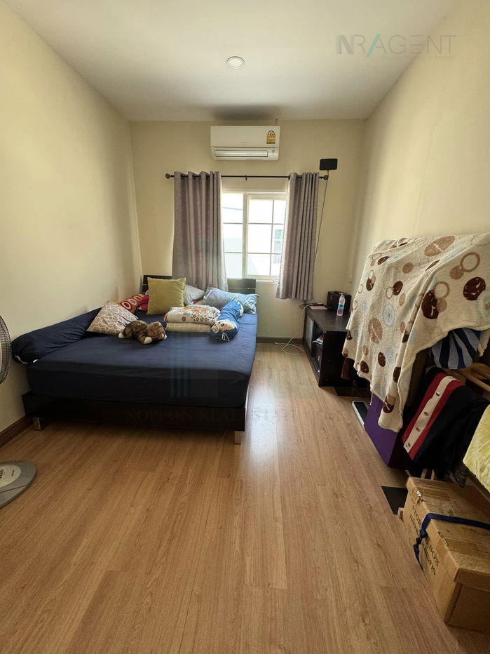 รูป 📌 ขายทาวน์เฮาส์ โครงการ โกลเด้น ทาวน์ เกษตร - นวมินทร์ 2 ชั้น 4 ห้องนอน 3 ห้องน้ำ - รูปที่ 4/8