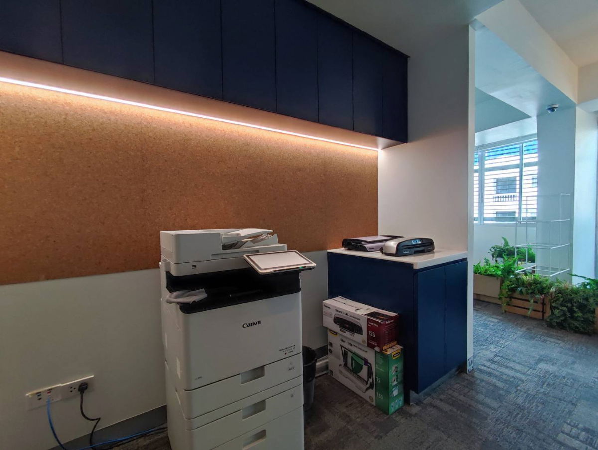รูป ออฟฟิศ สำนักงานให้เช่า สุขุมวิท Office อาคาร บลูชิพส์ ทองหล่อ BLUE CHIPS THONGLOR สำหรับ 1-50 Workstations เริ่มต้น 10,000 บาท ใกล้รถไฟฟ้า BTSทองหล่อ - รูปที่ 6/23