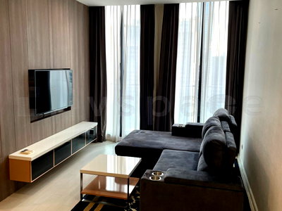 คอนโดให้เช่า : ▚ LG117ツ ให้เช่า: Noble Ploenchit – 1 Bed 58 ตร.ม. 🏙️✨ ไซส์ใหญ่ราคาพิเศษ! ชั้นสูงวิวเมืองสวย เฟอร์อย่างดี พร้อมเข้าอยู่ ใจกลางเพลินจิต