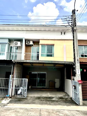 Townhouses for sale Bangkok : 📌 For Sell Town house VILLETTE LITE PATTANAKARN 2-story 3 bedroom 2 bathroom