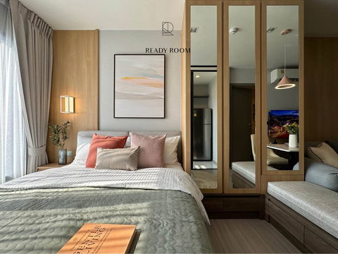 @Condorental condo for rent Life Asoke Hype