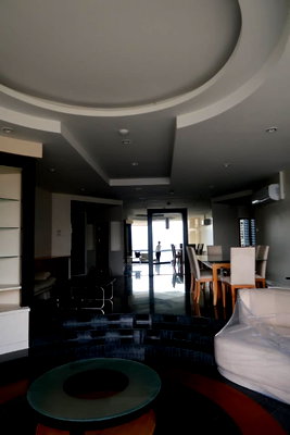 เช่าคอนโด รร.นานาชาติโชรส์เบอรี่  : เช่าคอนโด River House Condominium/ริเวอร์ เฮ้าส์ คอนโดมิเนียม (D6902013) ID Line : @condo98