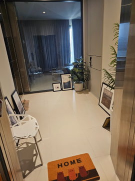 Vittorio Ready to move in 2Bed 2bath+1restroom big living room and balcony