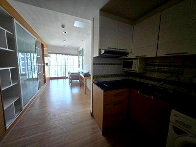คอนโดให้เช่า : For Rent Condo Noble Remix fully furnished (S15-14240)
