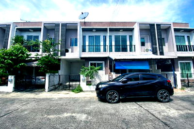 เช่าทาวน์โฮม เมืองสมุทรสาคร สมุทรสาคร : ทาวน์โฮม 2 ชั้น ปล่อยเช่า ติด ถ.พระราม 2 ไม่ต้องเข้าซอย (เจ้าของให้เช่าเอง)