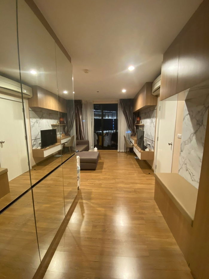 picture #R9233 🎉 090269 Condo for Rent: The Tree Interchange - 7/11