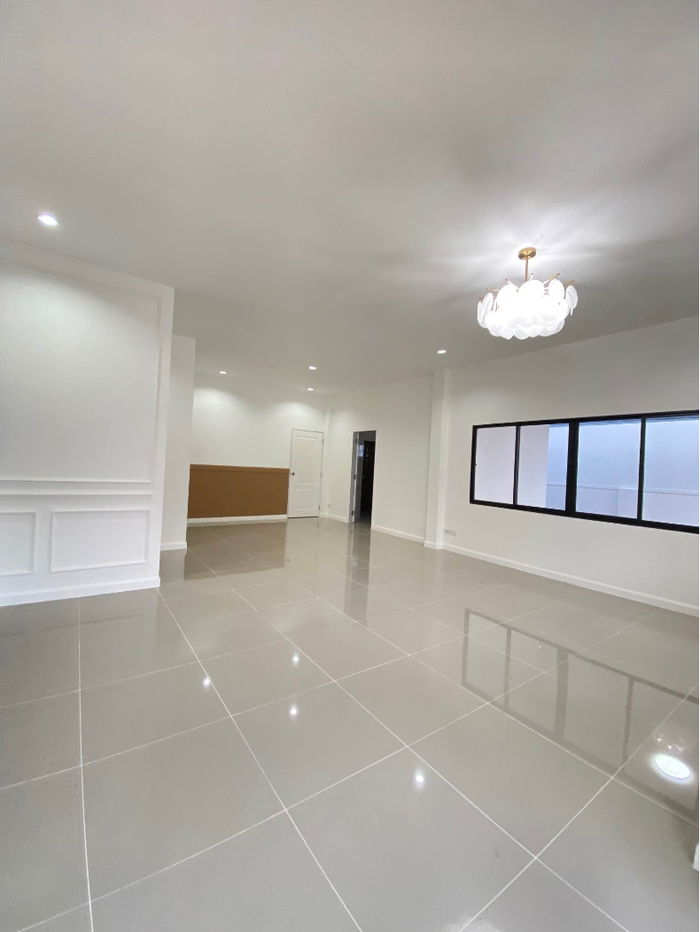 รูป ขายบ้านเดี่ยว รีโนเวทใหม่ หลังใหญ่ สวยน่าอยู่มาก - รูปที่ 3/20