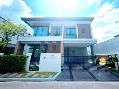 บ้านเดี่ยวให้เช่า : 🏡ขายและปล่อยเช่าบ้านเดี่ยวทำเลพรีเมียม Bangkok Boulevard Bangna–Km.5 4 ห้องนอน 4 ห้องน้ำถนนเมน ใกล้คลับเฮาส์
