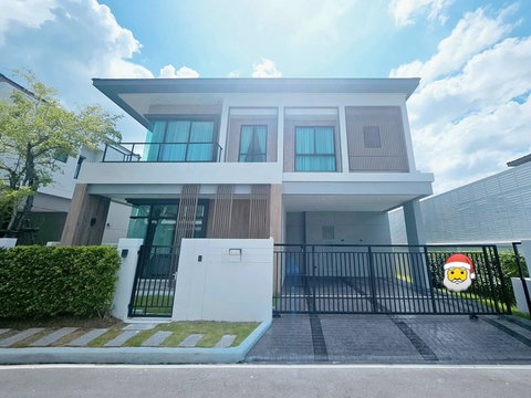 🏡ขายและปล่อยเช่าบ้านเดี่ยวทำเลพรีเมียม Bangkok Boulevard Bangna–Km.5 4 ห้องนอน 4 ห้องน้ำถนนเมน ใกล้คลับเฮาส์