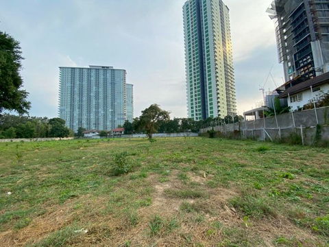 ขายที่ดินเปล่า แหล่งชุมชน ในจอมเทียนสายสอง พัทยา ชลบุรี 