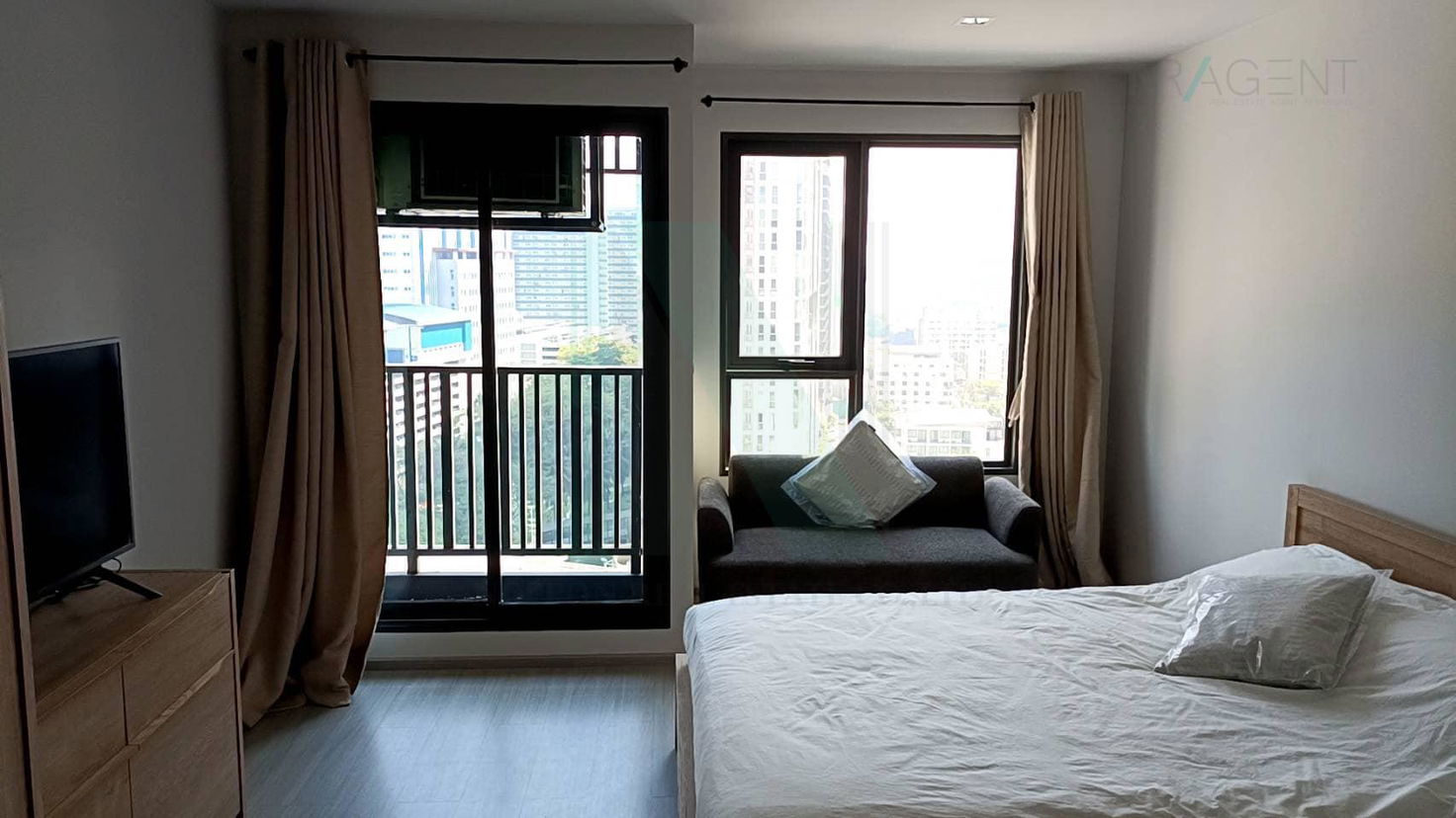 รูป 🎉 ให้เช่าคอนโด ไลฟ์ ลาดพร้าว อาคาร A ชั้น 17 สตูดิโอ ขนาด 29.00 ตรม ใกล้ Central ลาดพร้าว - รูปที่ 1/8