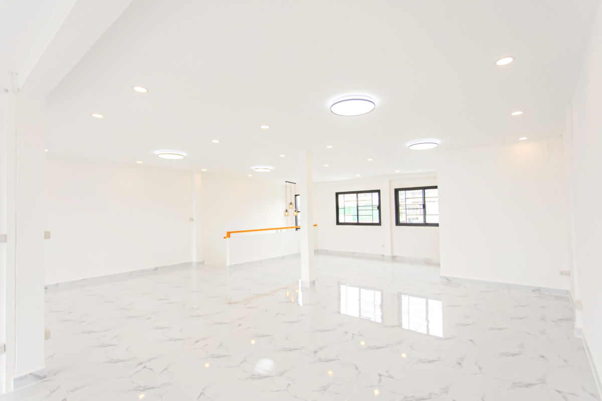 รูป 😊 ขายด่วน น้ อ ง อ ม ยิ้ ม 😊😁 -  รี โ น เ ว ท ใ ห ม่ ทั้ ง ห ลั ง  -  อาคารพาณิชย์ 4 ชั้น พื้นที่เยอะ HAPPYLAND สาย 3 ทำเลดี - รูปที่ 31/32