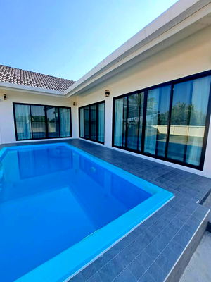 Houses for sale Chiang Mai : One storey Pool Villa for sale in Hangdong